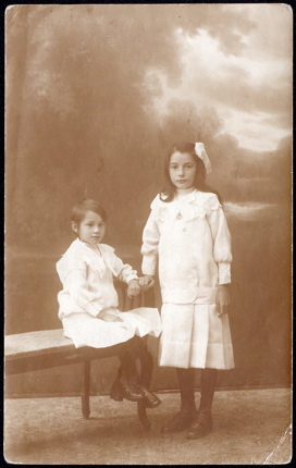 1915-Truus-en-Lies-Bastian