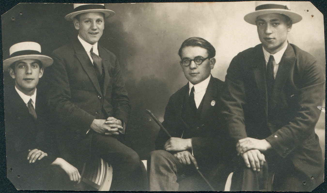 1924-Willem-Bressers-en-zijn-vrienden-3