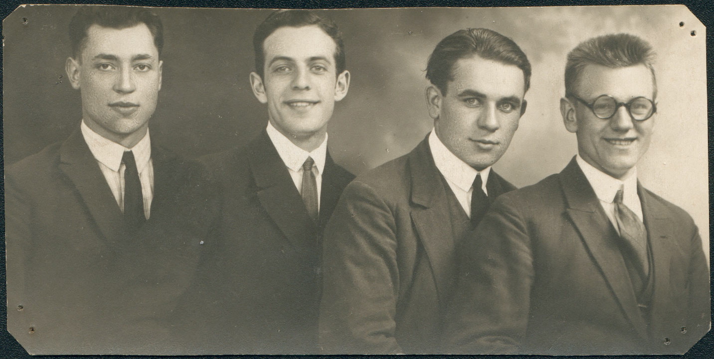 1924-Willem-Bressers-en-zijn-vrienden-1